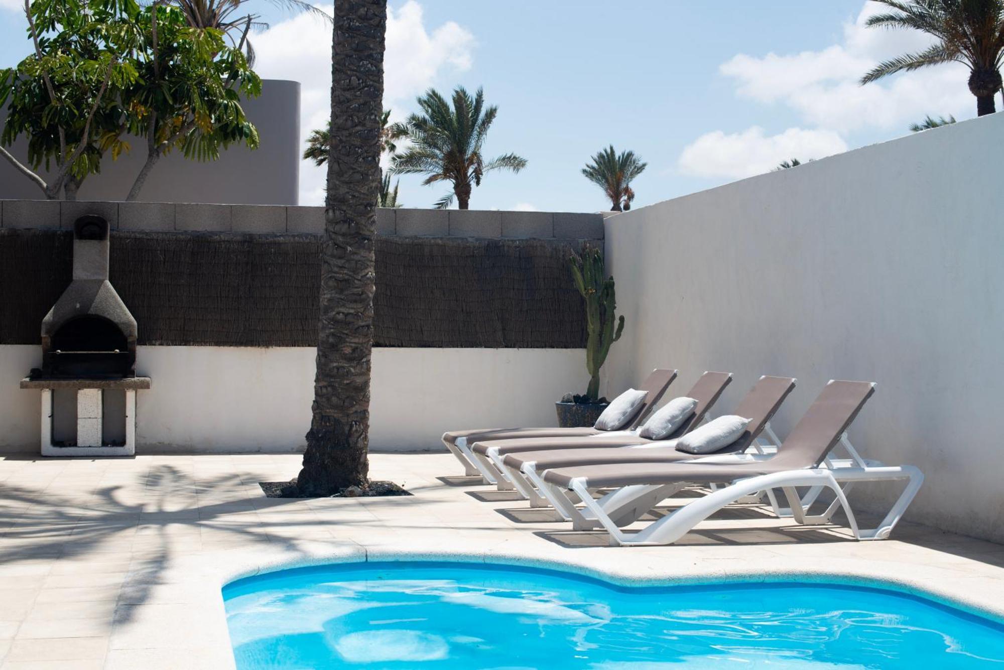 House Boho Palm With Private Heated Pool And Garden, 3 Bedrooms, Wi-Fi Corralejo Exterior foto